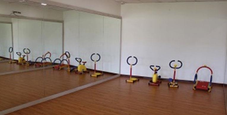 KIDS GYM